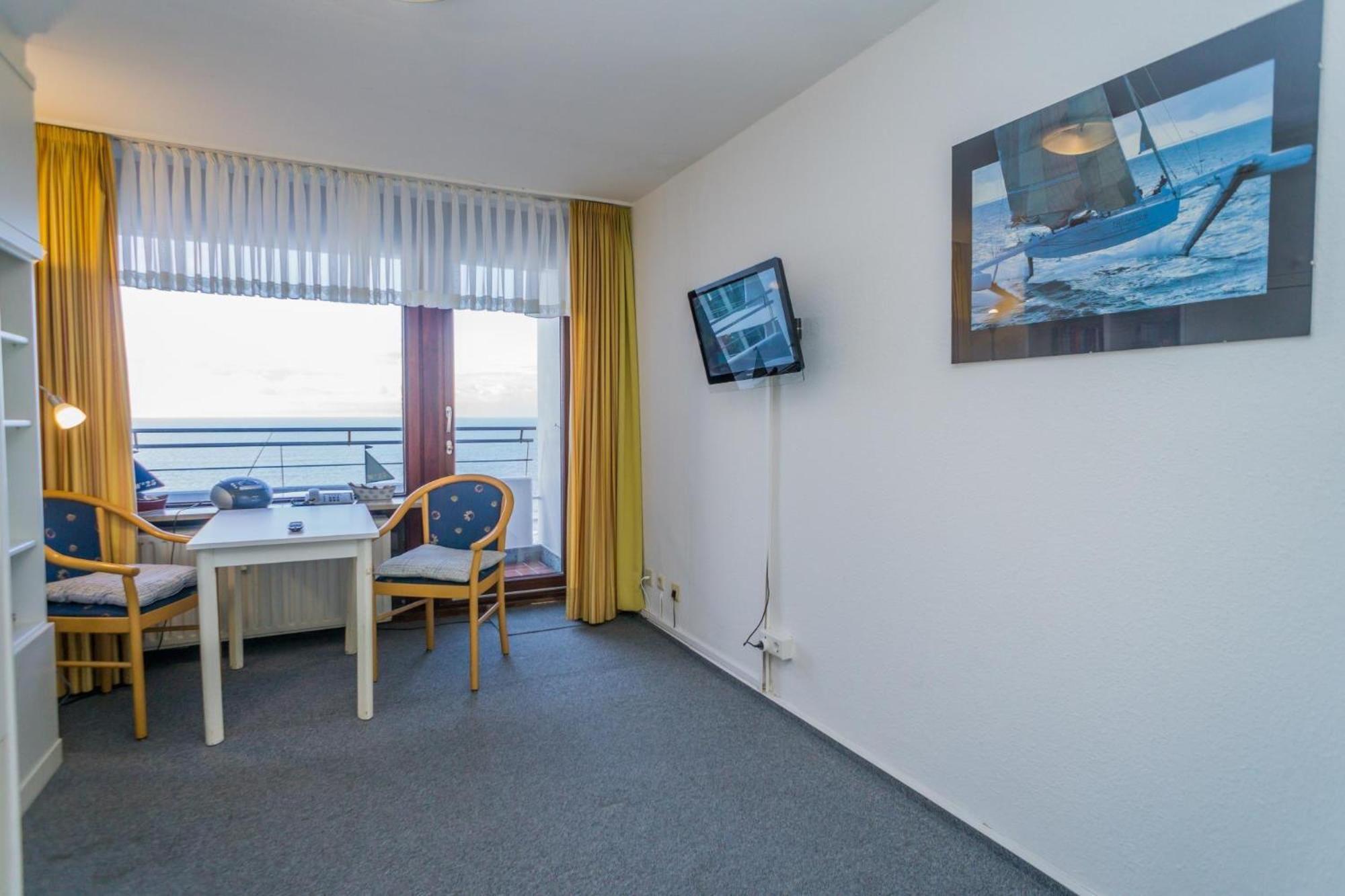 Haus-sylter-welle-9-92-ob Westerland