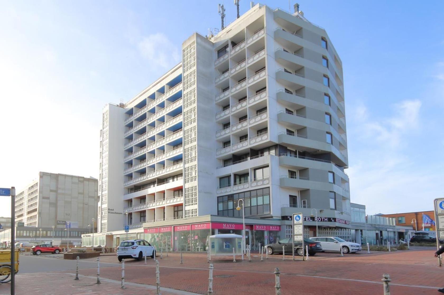 Haus-sylter-welle-9-92-ob * Westerland